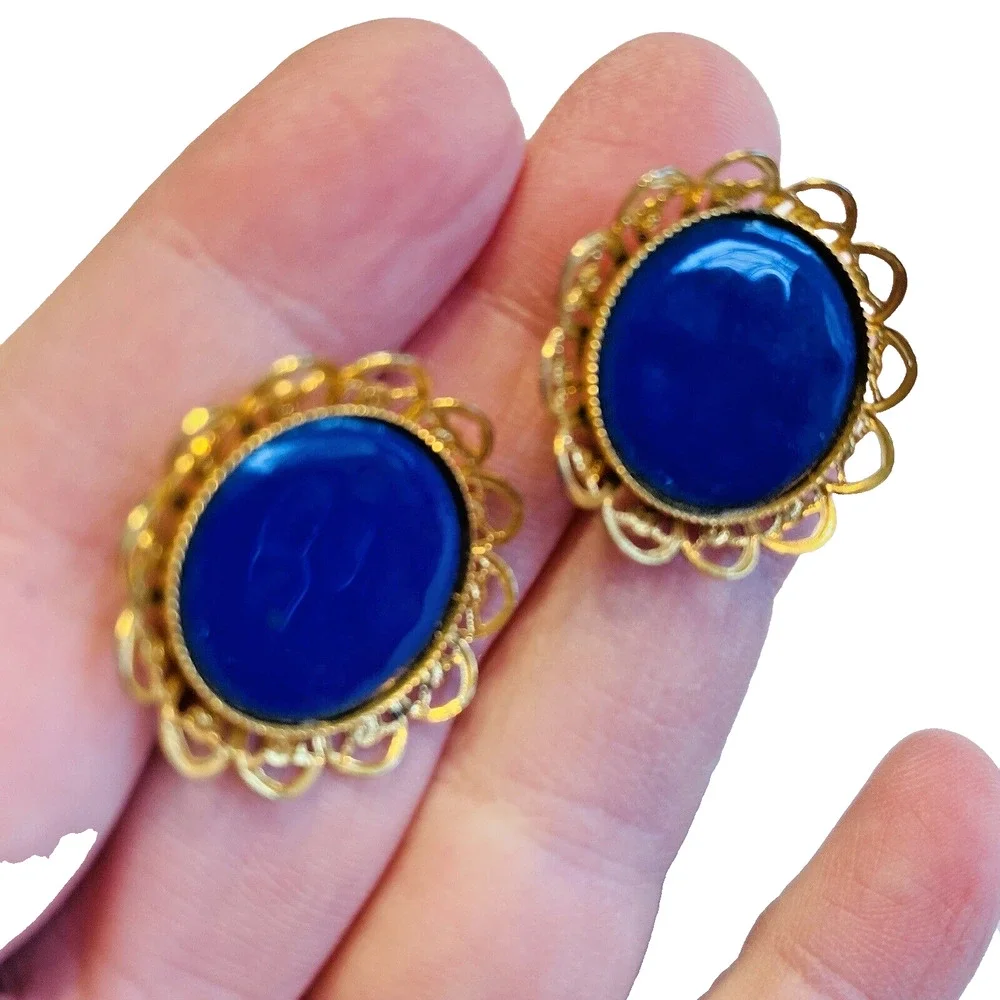 Vintage Mid Century Cufflinks Blue Enamel Rounds Gold Tone Filigree Surround